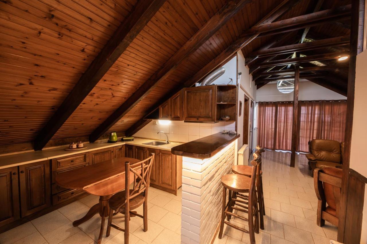 קאטאקולון Villa Georgina B&B מראה חיצוני תמונה