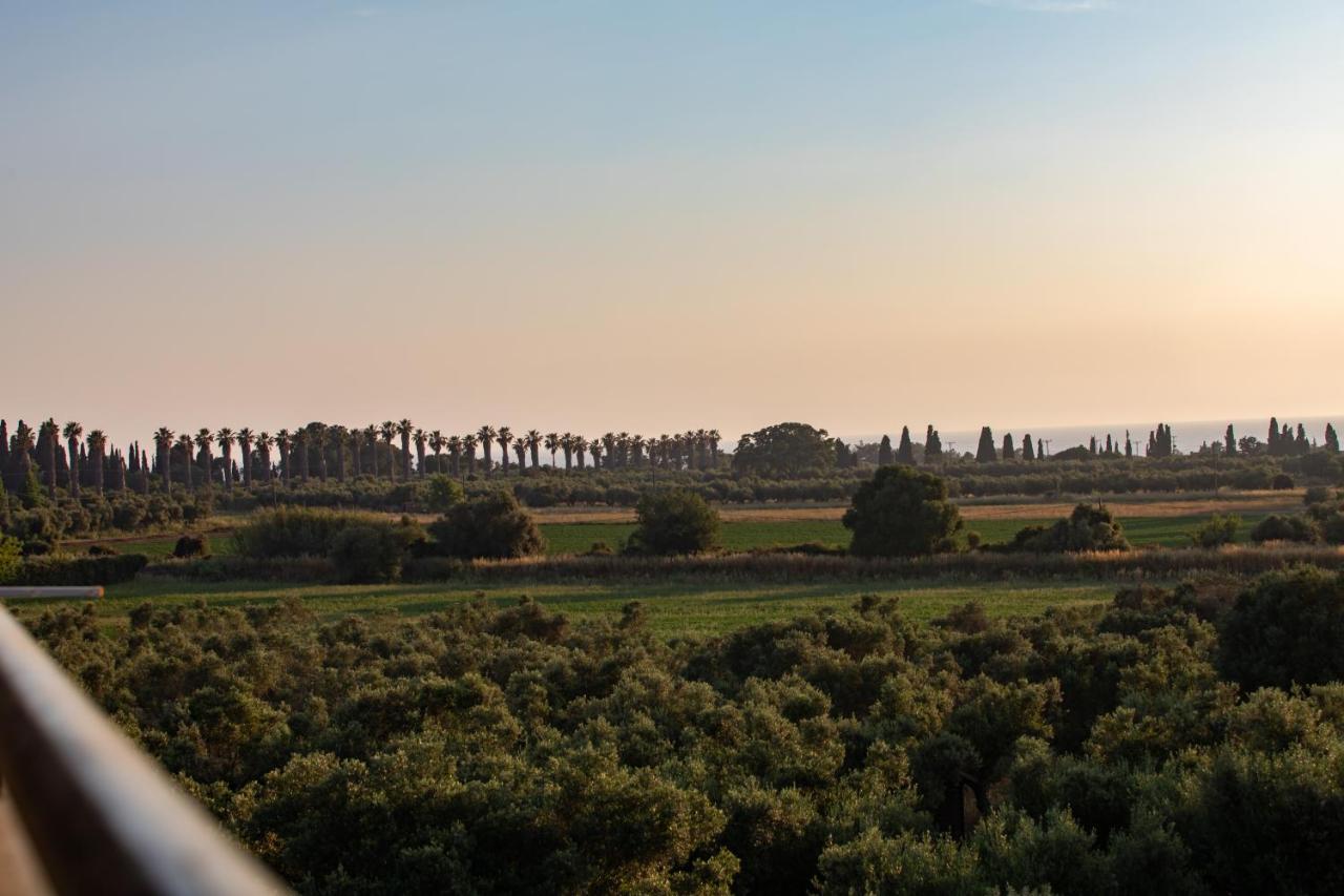 קאטאקולון Villa Georgina B&B מראה חיצוני תמונה