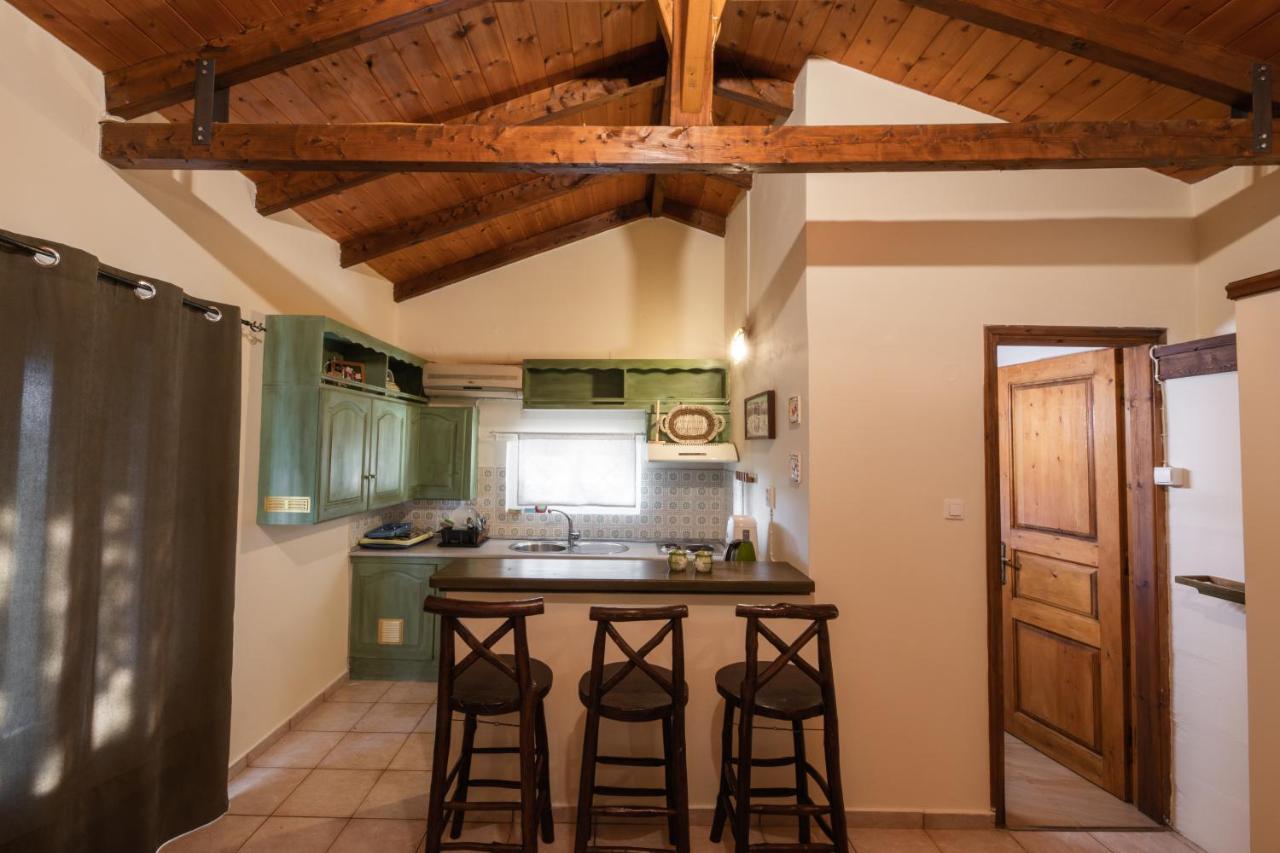 קאטאקולון Villa Georgina B&B מראה חיצוני תמונה