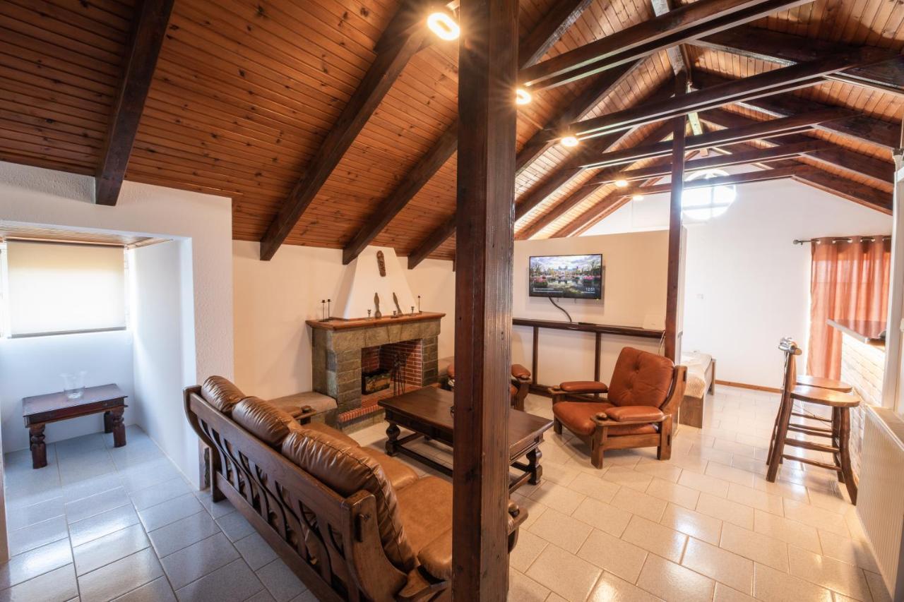 קאטאקולון Villa Georgina B&B מראה חיצוני תמונה