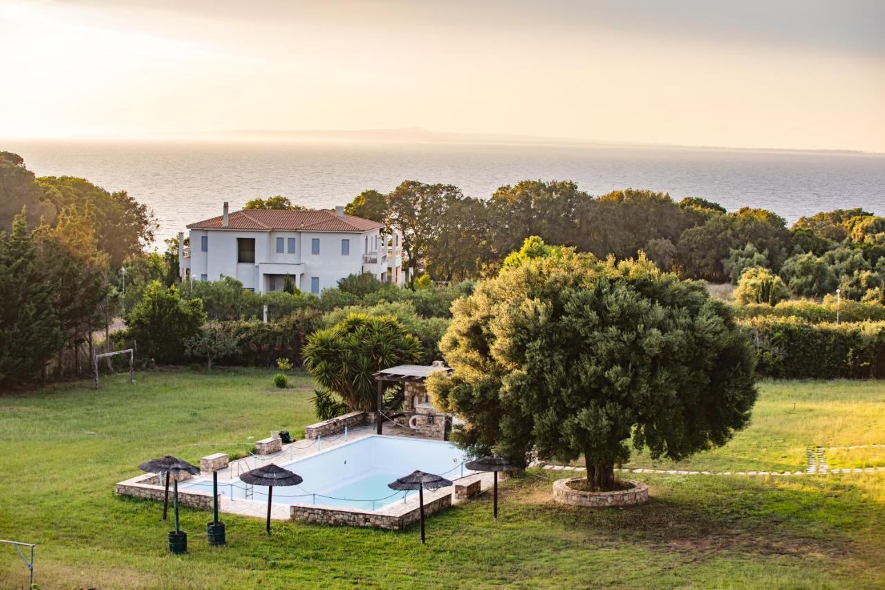 קאטאקולון Villa Georgina B&B מראה חיצוני תמונה